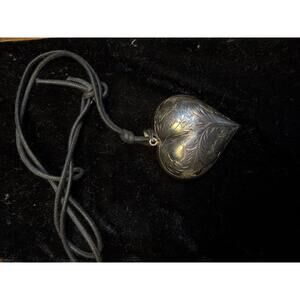 Vintage Sterling Silver 925 Etched Puffy Heart Locket Pendant Necklace on Cord